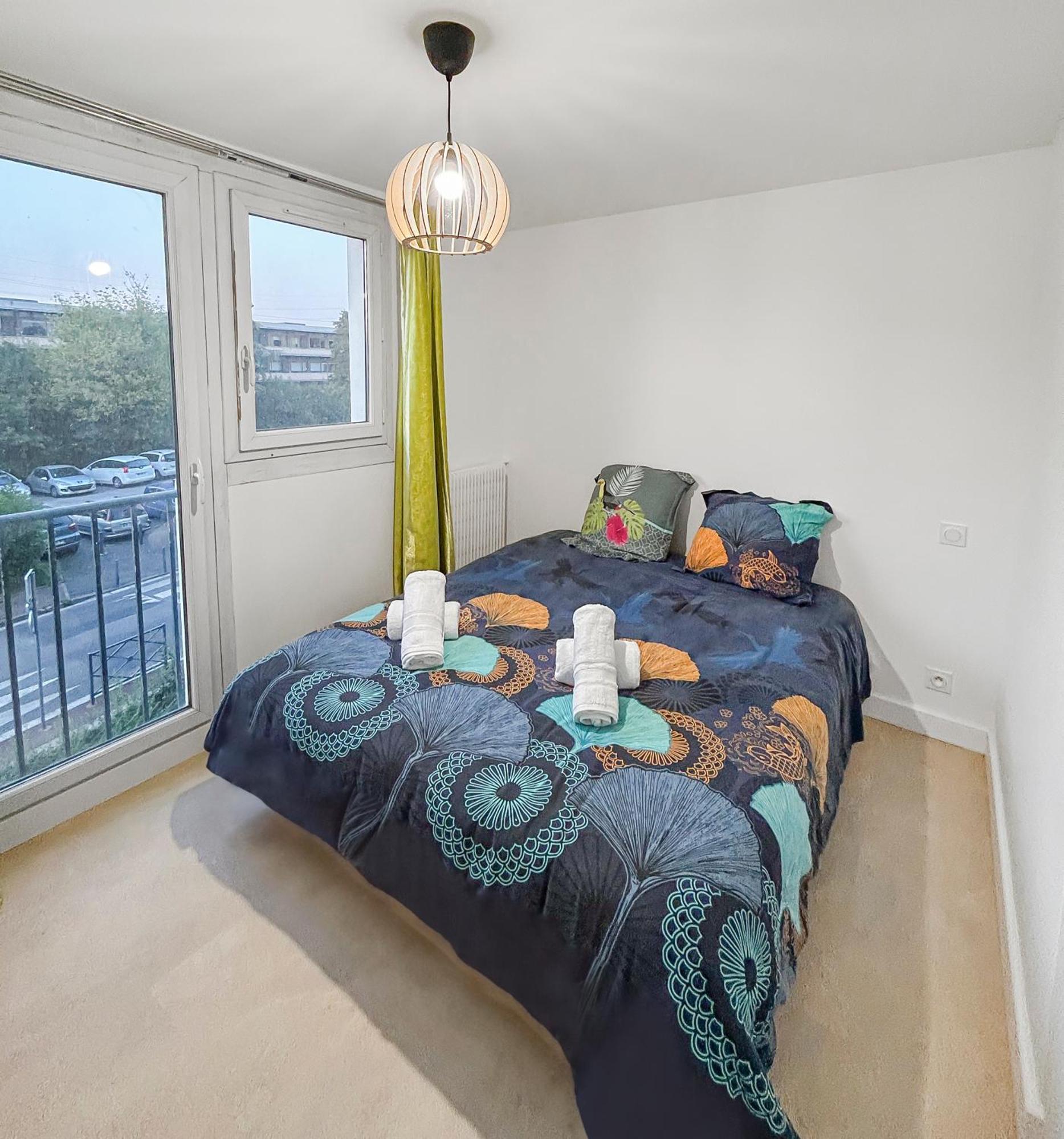 Apartment Balcon Lumineux Et Cuisine Equipee Villeneuve-la-Garenne